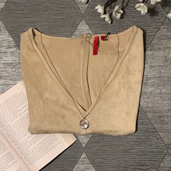 Love Scarlett Faux-Suede Asymmetrical Blouse - Picture 6 of 6
